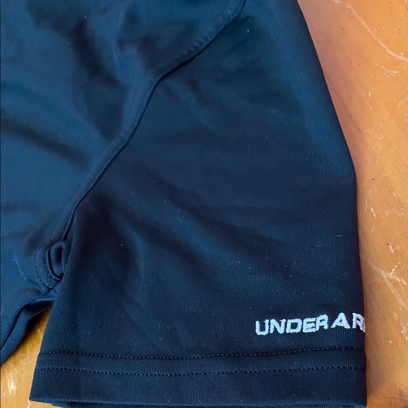 Boys under armor youth medium loose shirt - Picture 8 of 8